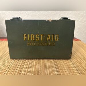 Bell System - D First Aid Kit 1956 Pacific Telephone And Telegraph Co Vintage
